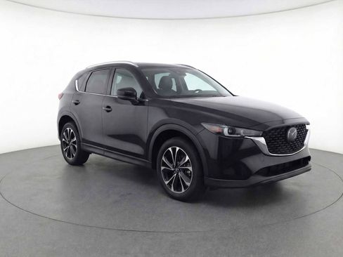 Used 2023 MAZDA CX-5 AWD 2.5 S w/ Premium Plus Pkg image 3