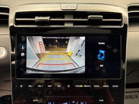 Used 2024 Hyundai Santa Cruz SEL w/ Activity Package image 13