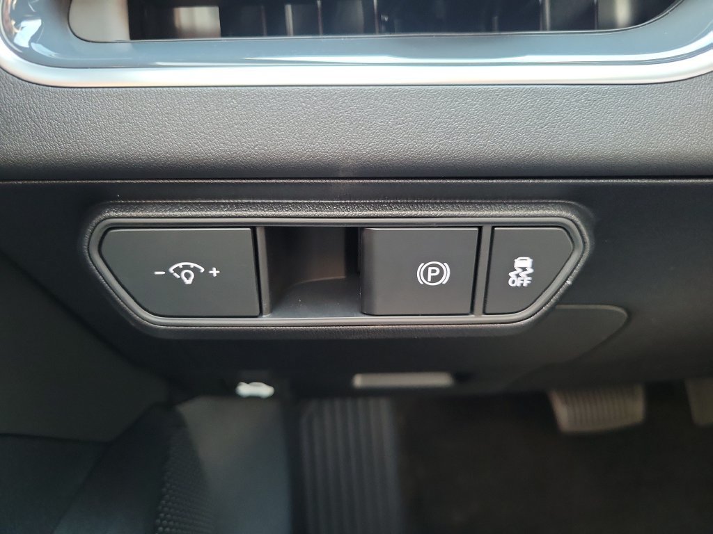 New 2026 Kia K4 GT-Line FWD image 24