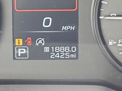 Certified 2025 Subaru Impreza 2.0i image 19