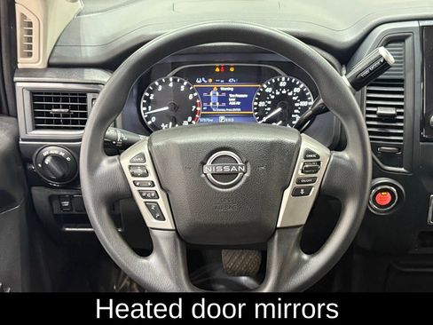 Used 2023 Nissan Titan SV image 8