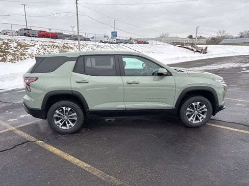 New 2026 Chevrolet Equinox LT w/ Convenience Package II image 12