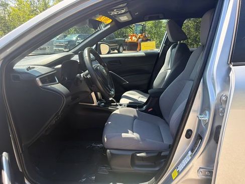 Used 2024 Toyota Corolla Cross AWD Hybrid image 24