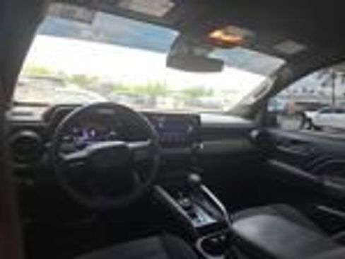 Used 2024 Chevrolet Colorado Trail Boss w/ Advanced Trailering Package AWD/4WD image 11