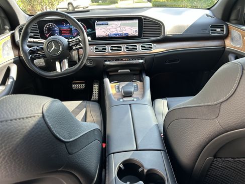 Certified 2025 Mercedes-Benz GLS 450 4MATIC image 27