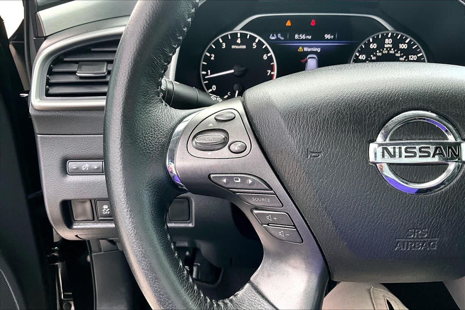Used 2022 Nissan Murano SV w/ SV Midnight Edition Package FWD image 24