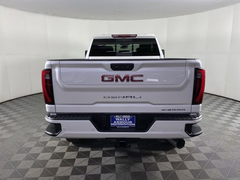 Used 2025 GMC Sierra 2500 Denali w/ Snow Plow Prep/Camper Package image 10