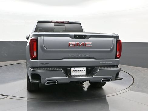 Used 2026 GMC Sierra 1500 Denali AWD/4WD image 8
