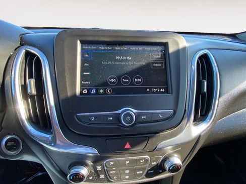 Used 2019 Chevrolet Equinox LT image 21