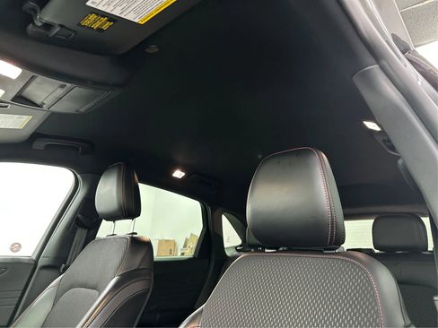 Used 2025 Ford Escape ST-Line image 22