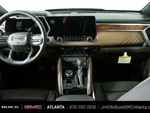 New 2026 GMC Canyon Denali AWD/4WD image 21