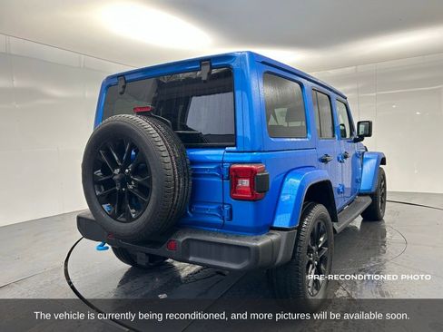 Used 2023 Jeep Wrangler Unlimited Sahara w/ Cold Weather Group image 6