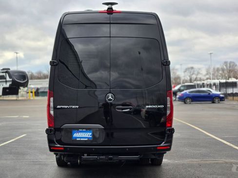 Used 2020 Mercedes-Benz Sprinter 3500 image 14
