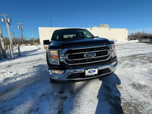 Used 2023 Ford F150 XLT w/ XTR Package image 3