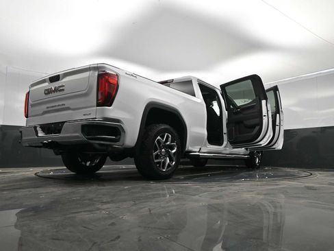 Used 2023 GMC Sierra 1500 SLT w/ SLT Convenience Package image 44