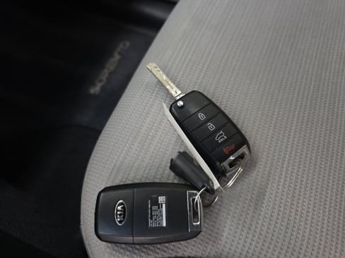 Used 2014 Kia Sorento LX FWD image 27