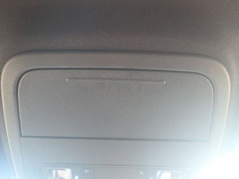 Used 2025 Ford Explorer ST-Line image 32