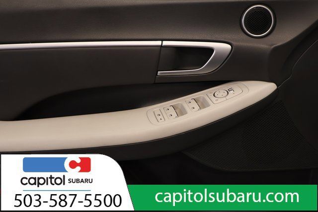 Used 2025 Hyundai Sonata SEL FWD image 9