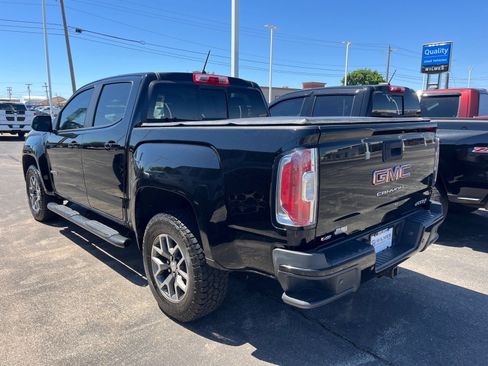 Used 2022 GMC Canyon AT4 w/ Trailering Package AWD/4WD image 5