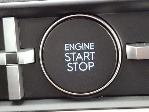 New 2026 Hyundai Santa Fe SE image 9