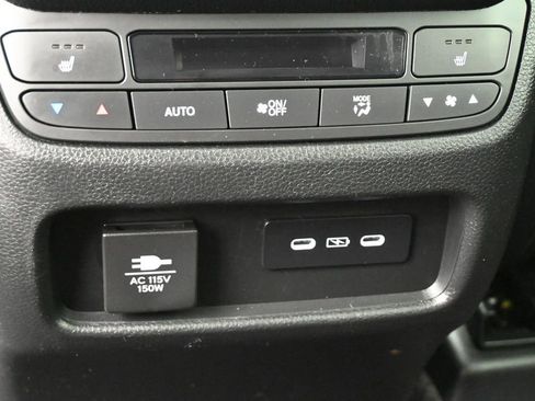 Used 2024 Honda Pilot Elite image 20