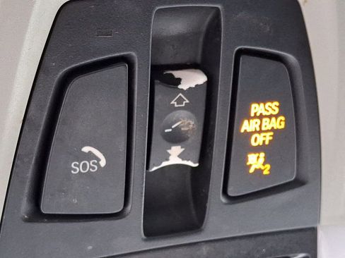 Used 2018 BMW 320i xDrive Sedan w/ Convenience Package image 29