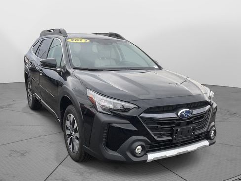 Used 2023 Subaru Outback Limited image 1