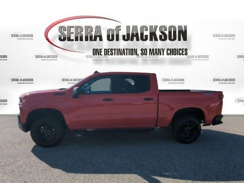 Used 2020 Chevrolet Silverado 1500 Custom Trail Boss w/ Custom Convenience Package AWD/4WD image 5