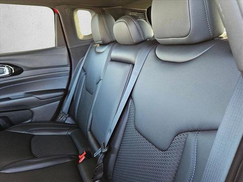 New 2026 Jeep Compass Latitude AWD/4WD image 15