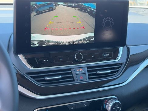 New 2025 Nissan Altima 2.5 SR w/ SR Premium Package image 23