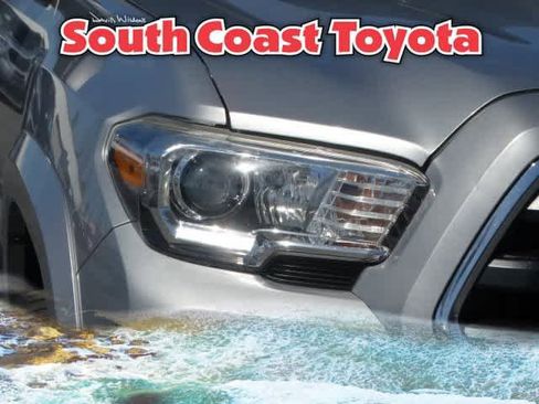 Used 2016 Toyota Tacoma SR5 image 5