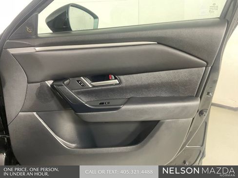 Used 2026 MAZDA CX-50 AWD 2.5 S w/ Preferred Pkg image 16