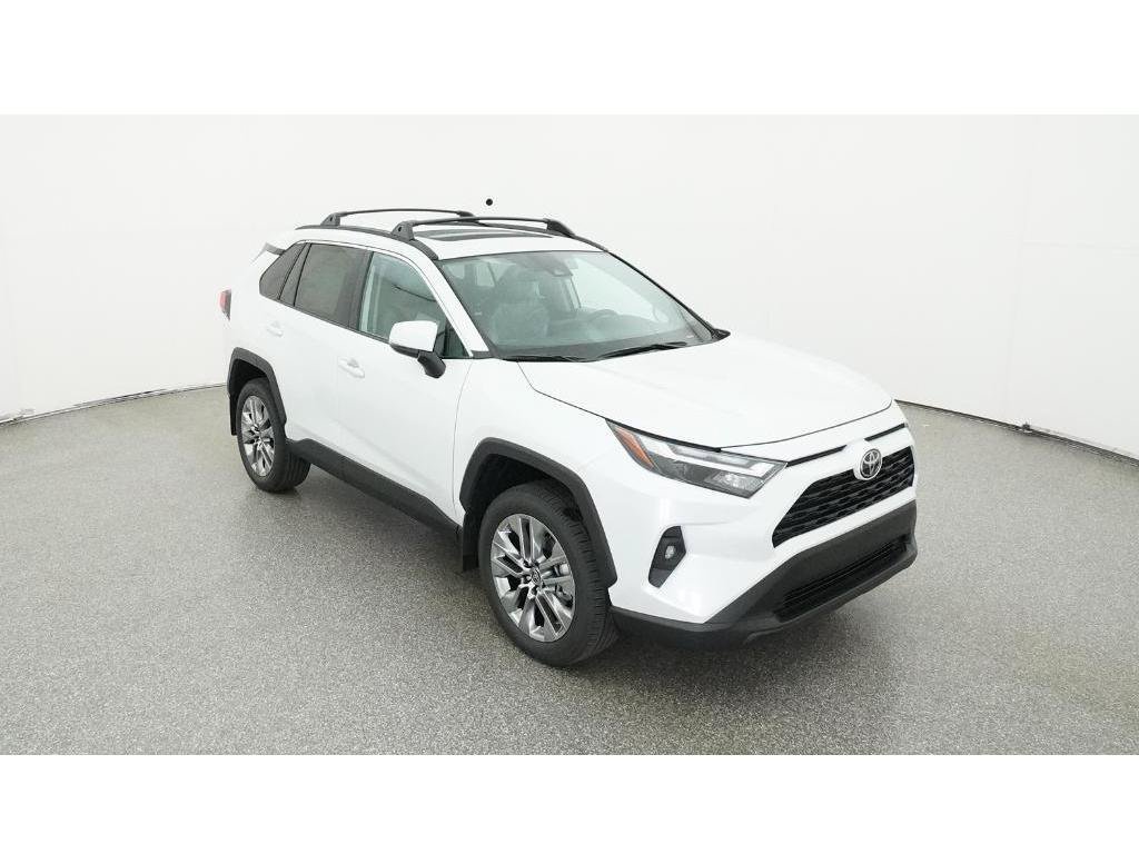 Used 2025 Toyota RAV4 XLE Premium FWD image 17