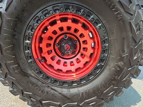 Used 2018 Jeep Wrangler Unlimited Rubicon AWD/4WD image 50