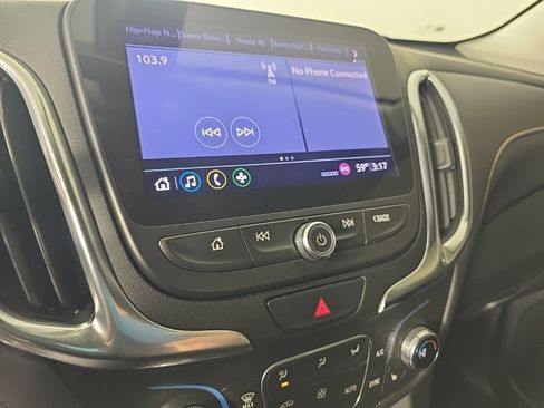 Used 2021 Chevrolet Equinox Premier image 18