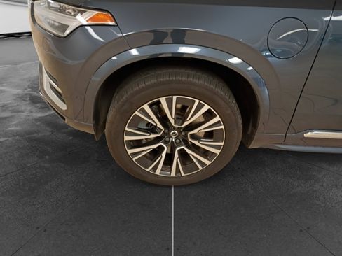 Used 2023 Volvo XC90 T8 Plus AWD/4WD image 9