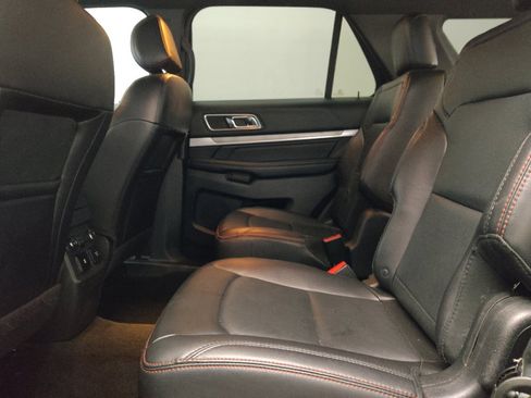 Used 2017 Ford Explorer Sport w/ Equipment Group 401A AWD/4WD image 18