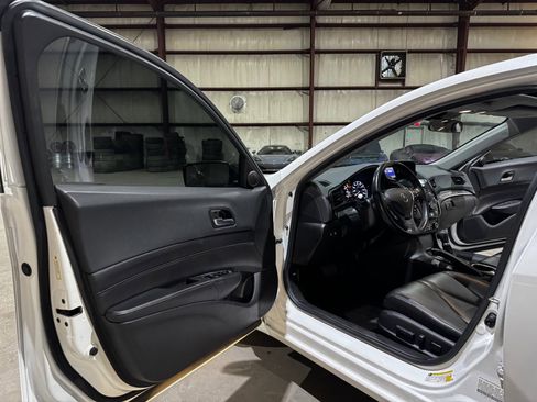 Used 2019 Acura ILX image 13