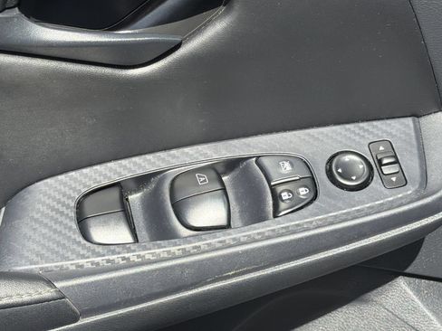Used 2024 Nissan Sentra S FWD image 16