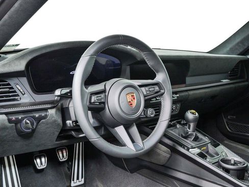 Certified 2026 Porsche 911 GT3 RWD image 4