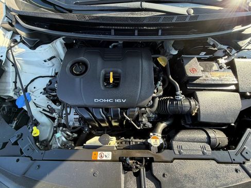 Used 2018 Kia Forte LX FWD image 27