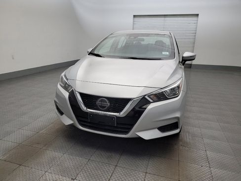 Used 2021 Nissan Versa SV FWD image 15