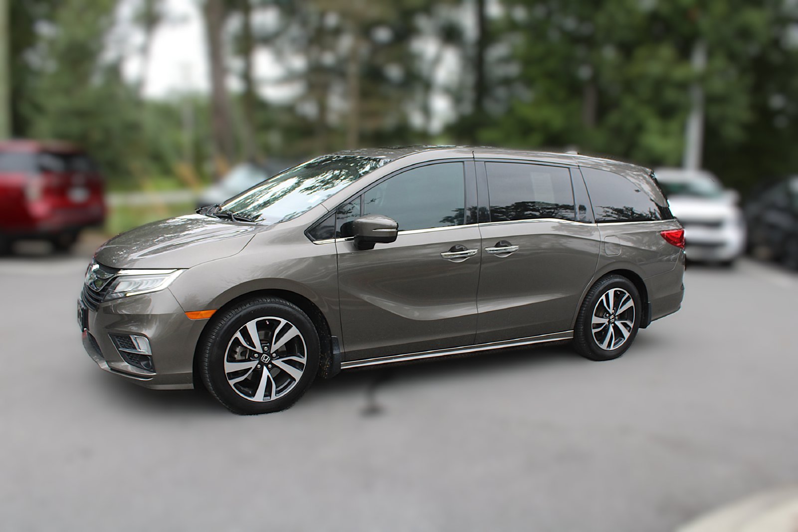 Used 2019 Honda Odyssey Elite image 4