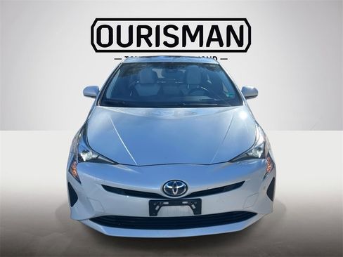 Used 2017 Toyota Prius Four image 10