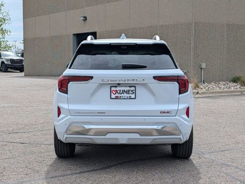 New 2026 GMC Terrain Denali AWD/4WD image 10