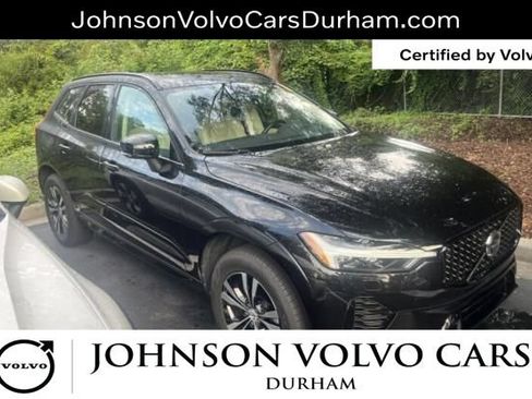 Used 2025 Volvo XC60 B5 Core AWD/4WD image 3