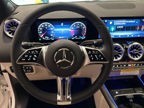 Used 2026 Mercedes-Benz GLA 250 image 15