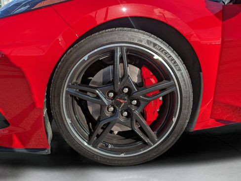 Used 2023 Chevrolet Corvette Stingray Convertible w/ Z51 Performance Package RWD image 29