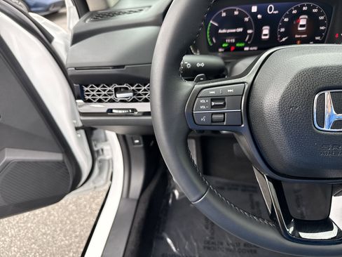 Used 2025 Honda Accord EX-L image 19