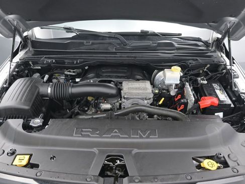 Used 2021 RAM 1500 Laramie image 11